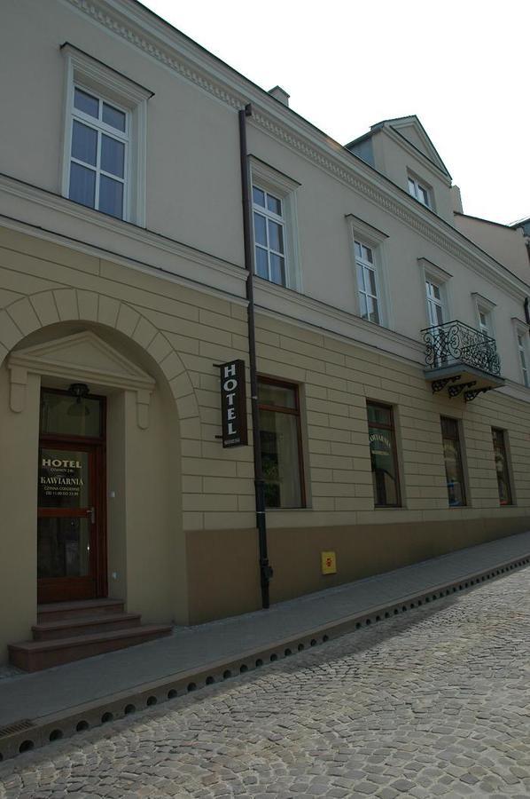Hotel Srodmiejski Κίελτσε Εξωτερικό φωτογραφία