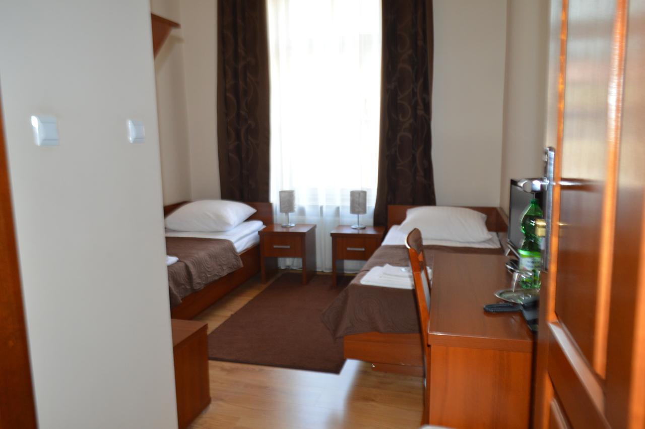 Hotel Srodmiejski Κίελτσε Εξωτερικό φωτογραφία