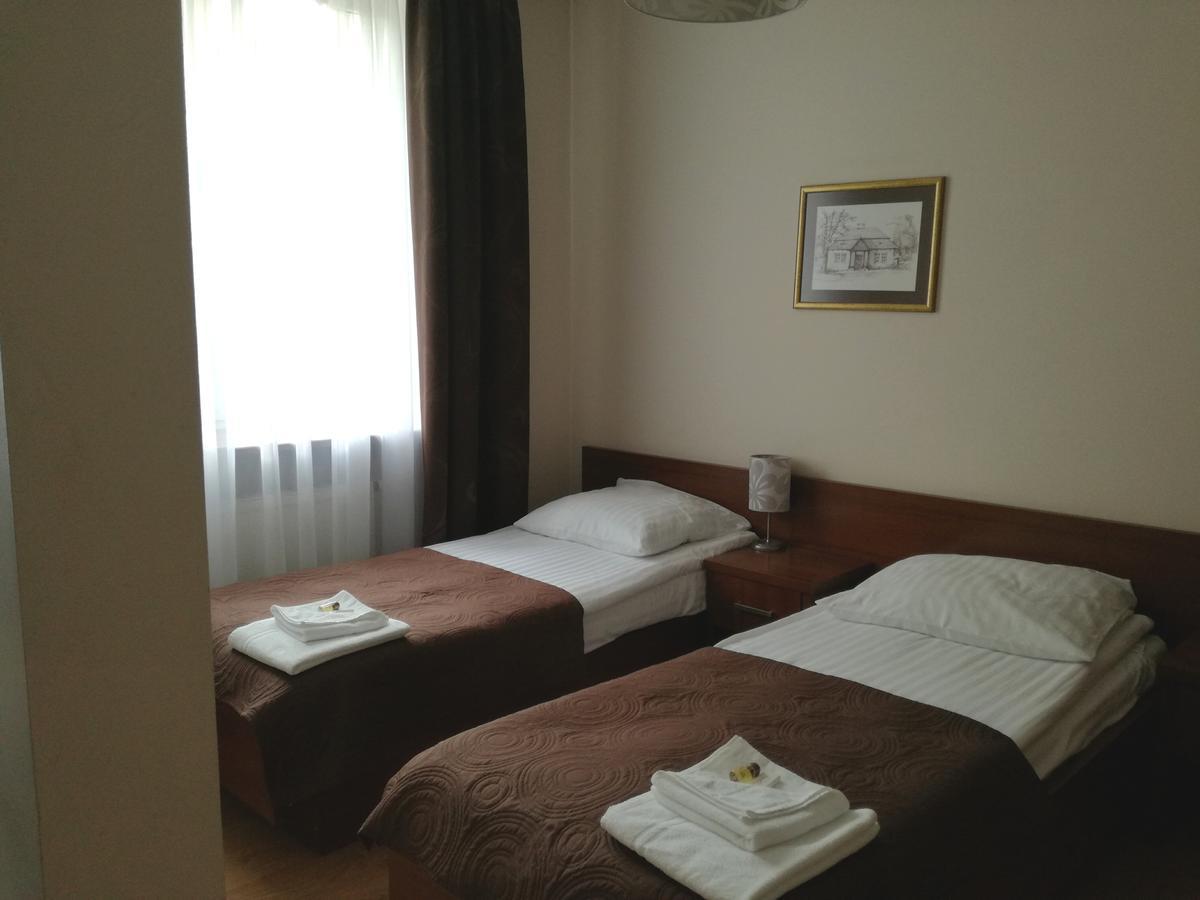 Hotel Srodmiejski Κίελτσε Εξωτερικό φωτογραφία