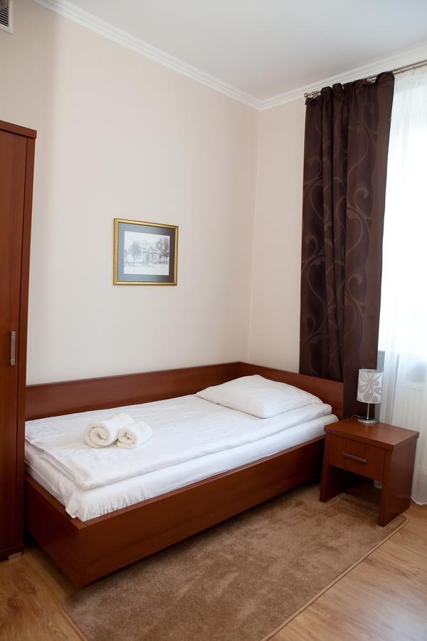 Hotel Srodmiejski Κίελτσε Εξωτερικό φωτογραφία